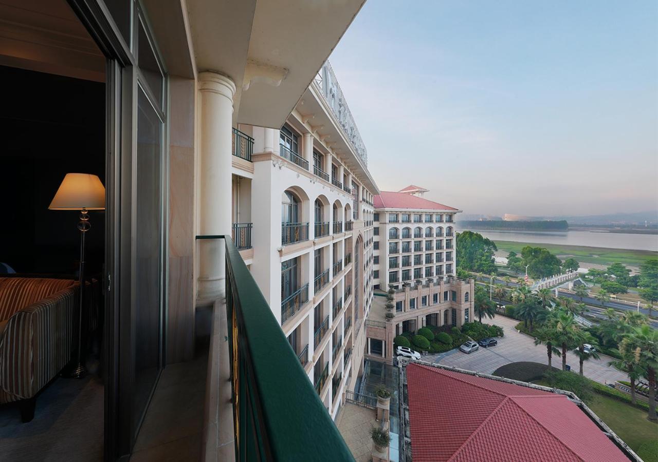 Howard Johnson Riverfront Plaza Fuzhou Fu-čou Exteriér fotografie