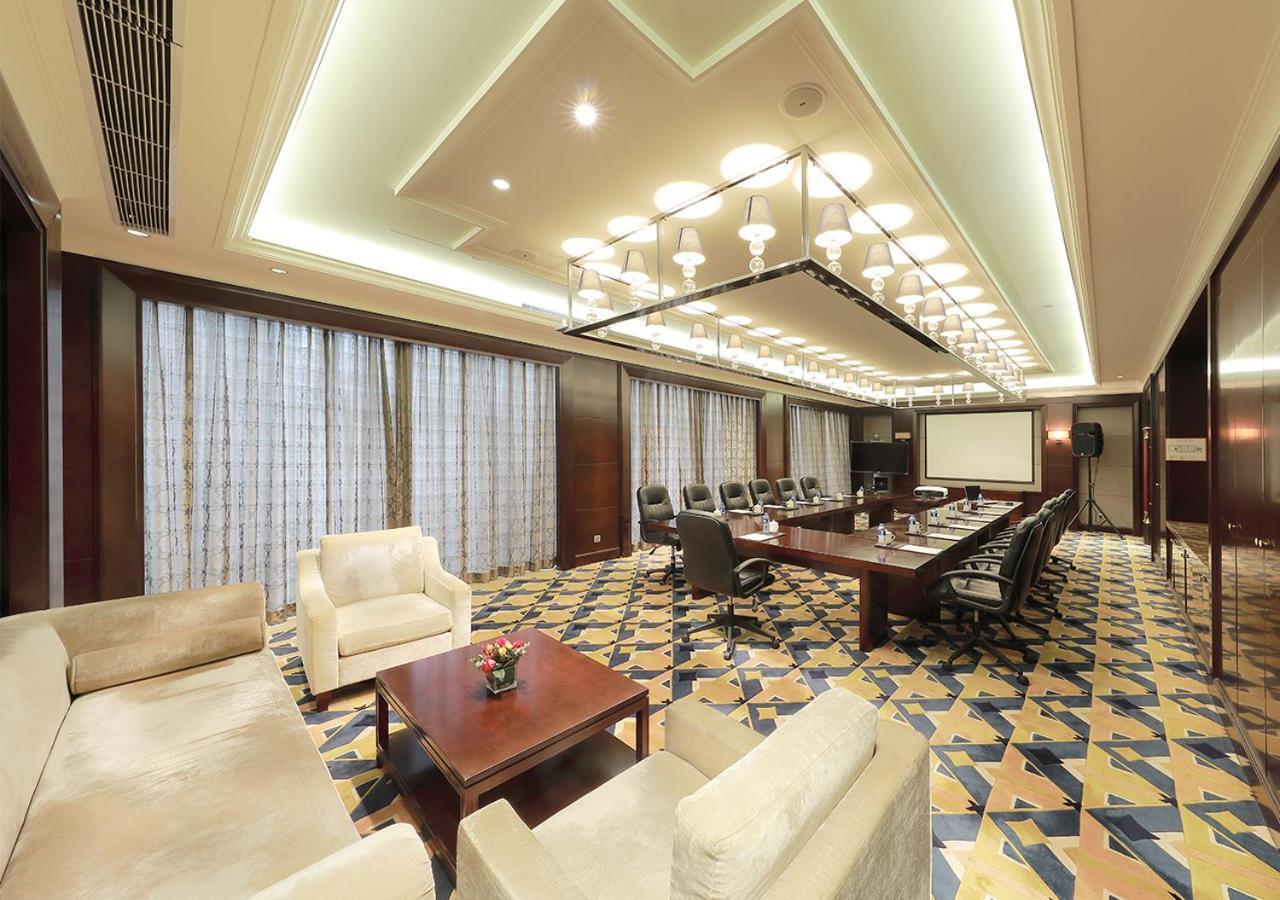 Howard Johnson Riverfront Plaza Fuzhou Fu-čou Exteriér fotografie