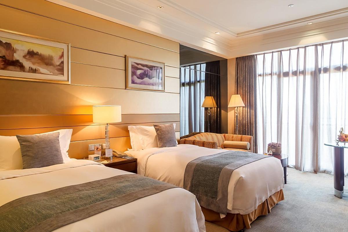 Howard Johnson Riverfront Plaza Fuzhou Fu-čou Exteriér fotografie