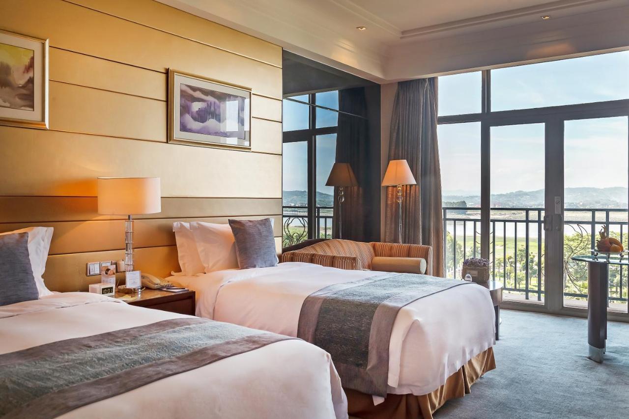 Howard Johnson Riverfront Plaza Fuzhou Fu-čou Exteriér fotografie